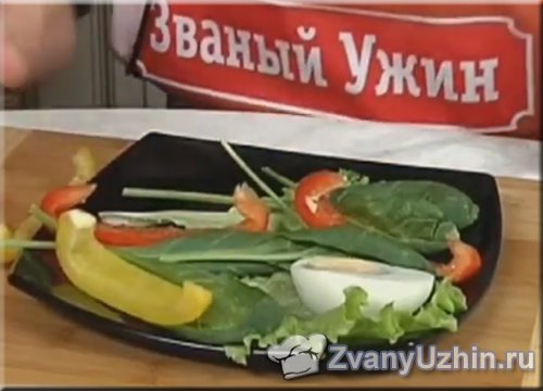 Салат "Ужин императора" с крабами и болгарским перцем